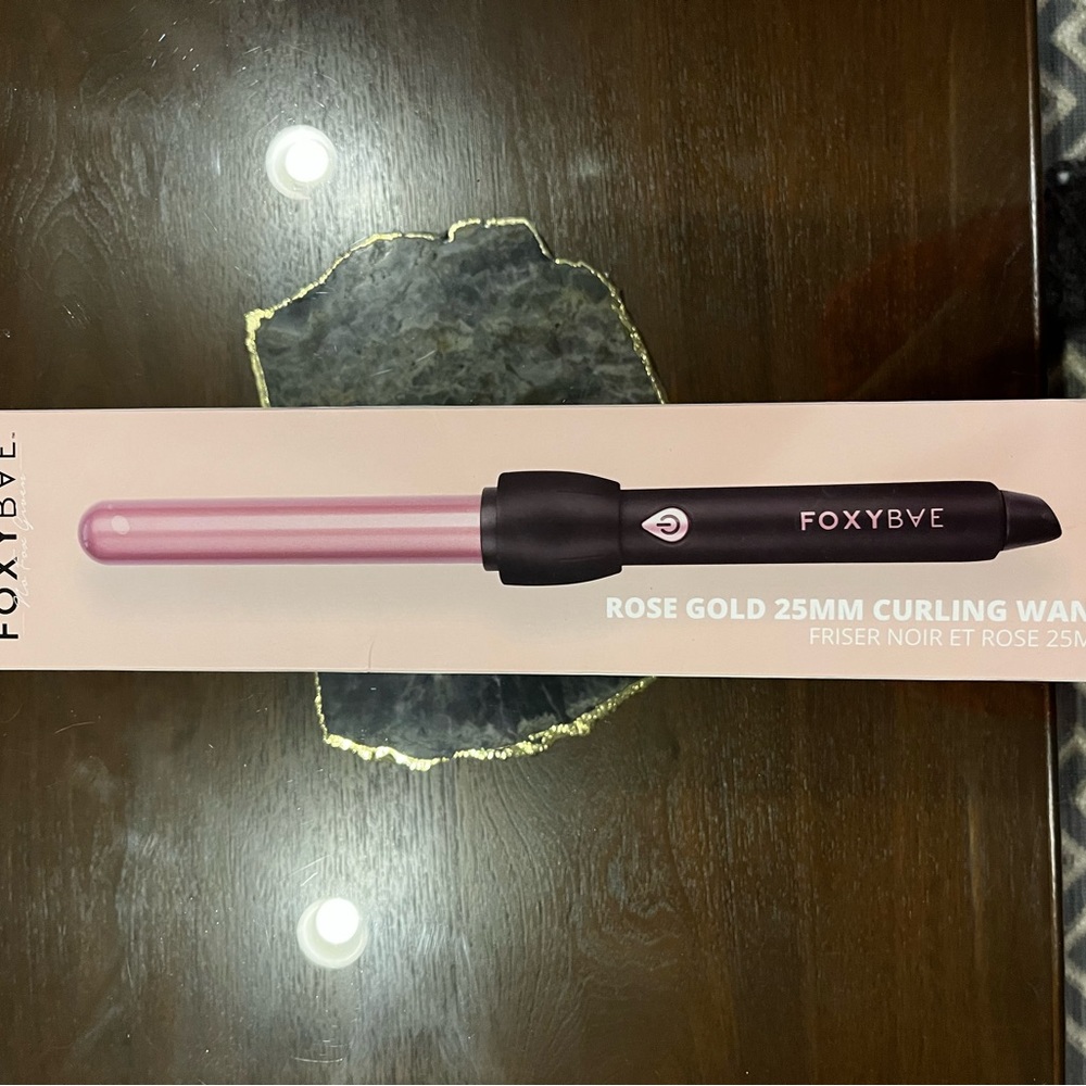 Foxy Bae 25mm rose gold curling wand
